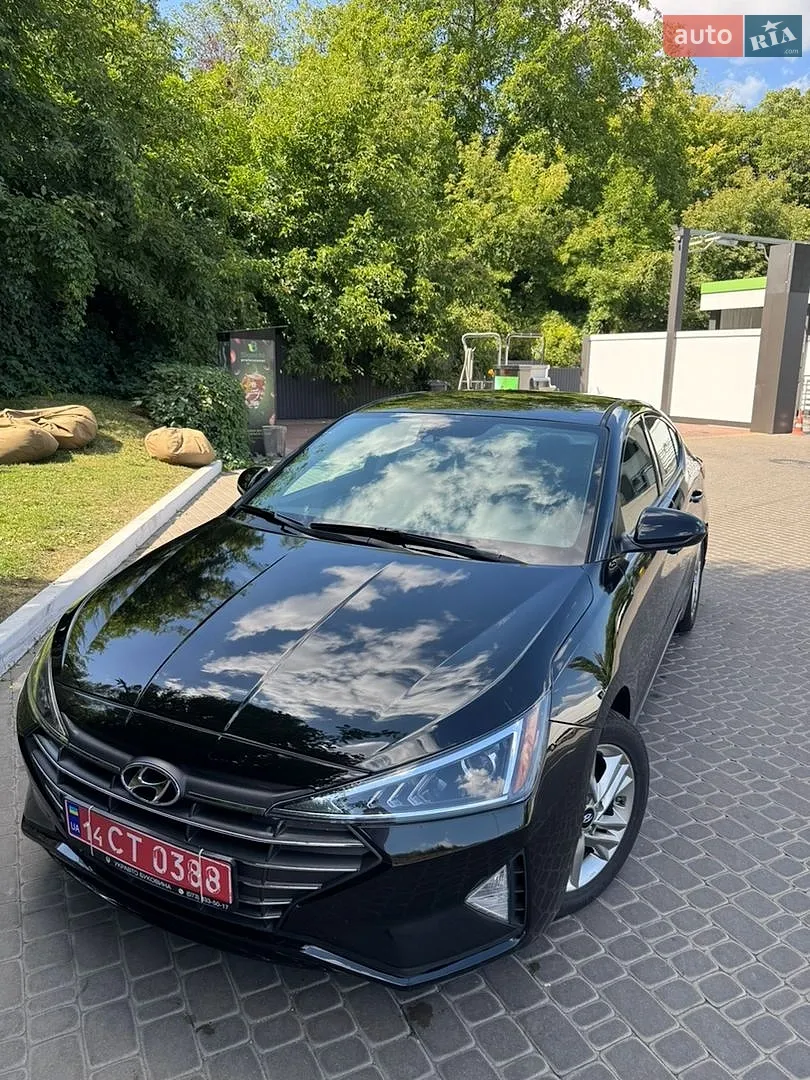 2019 Hyundai Elantra - мініатюра 9