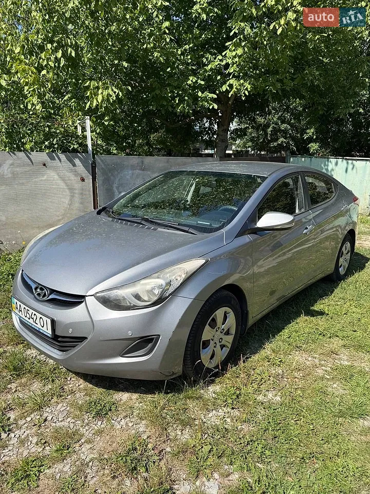 2013 Hyundai Elantra - мініатюра 12