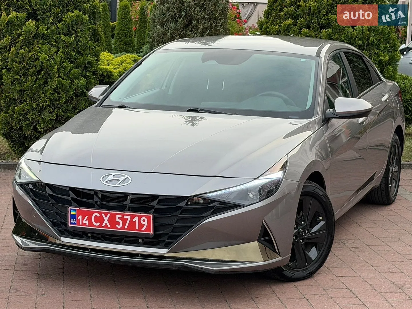 2023 Hyundai Elantra - мініатюра 21