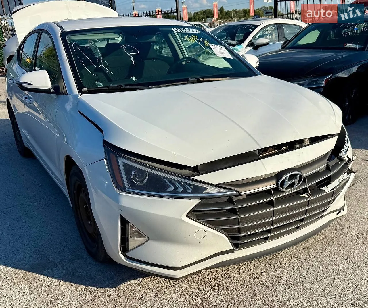 2019 Hyundai Elantra - мініатюра 2