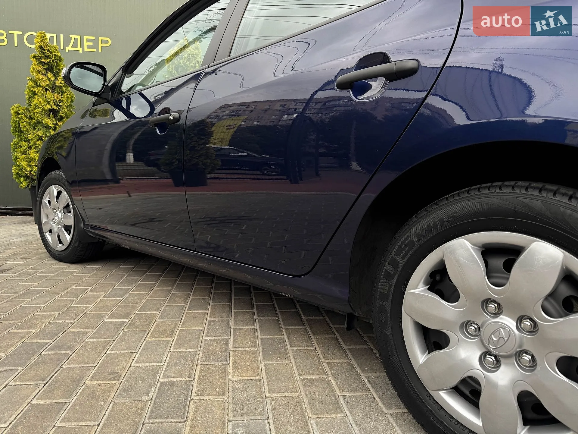 2010 Hyundai Elantra - мініатюра 13