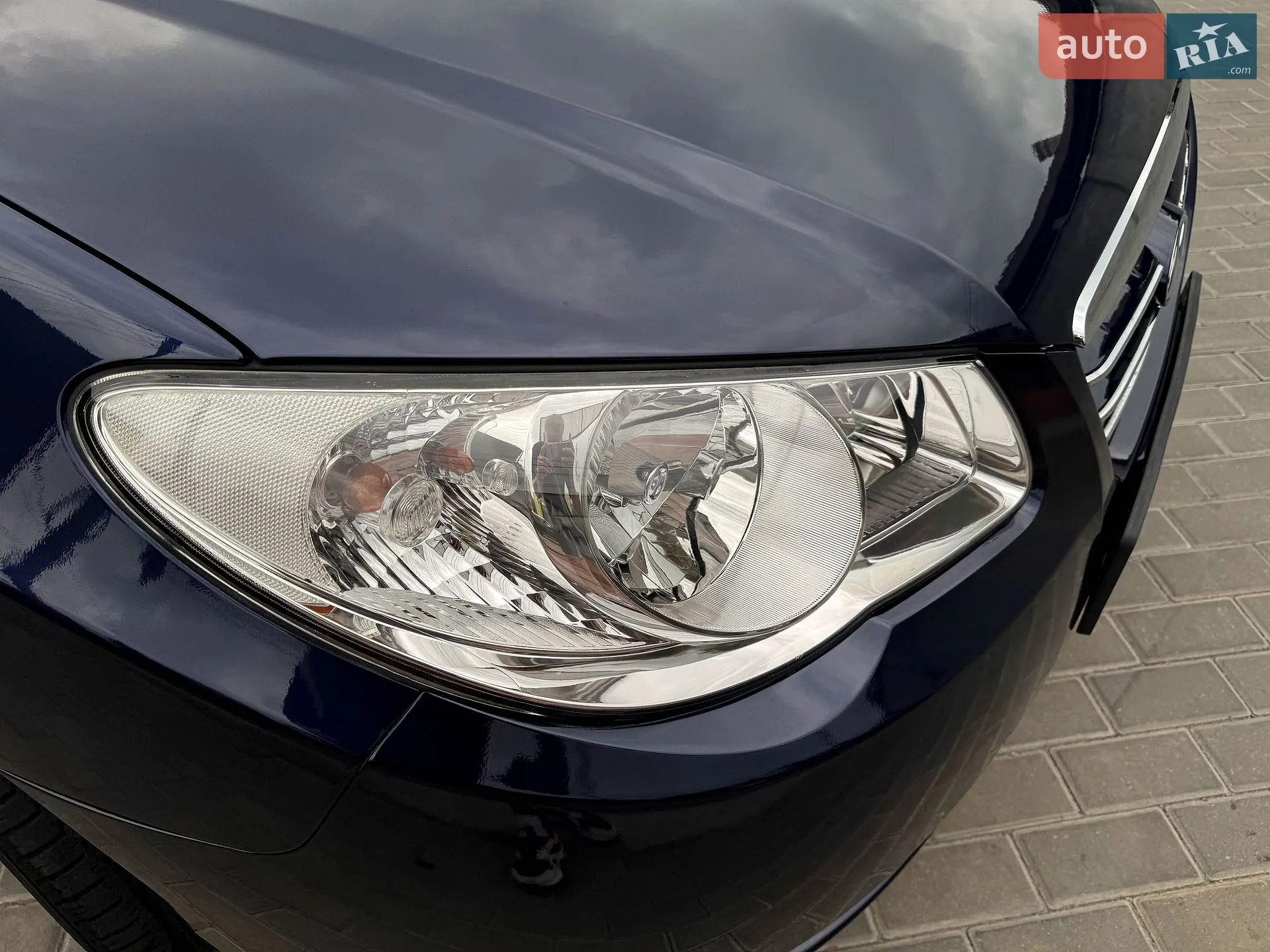 2010 Hyundai Elantra - мініатюра 11