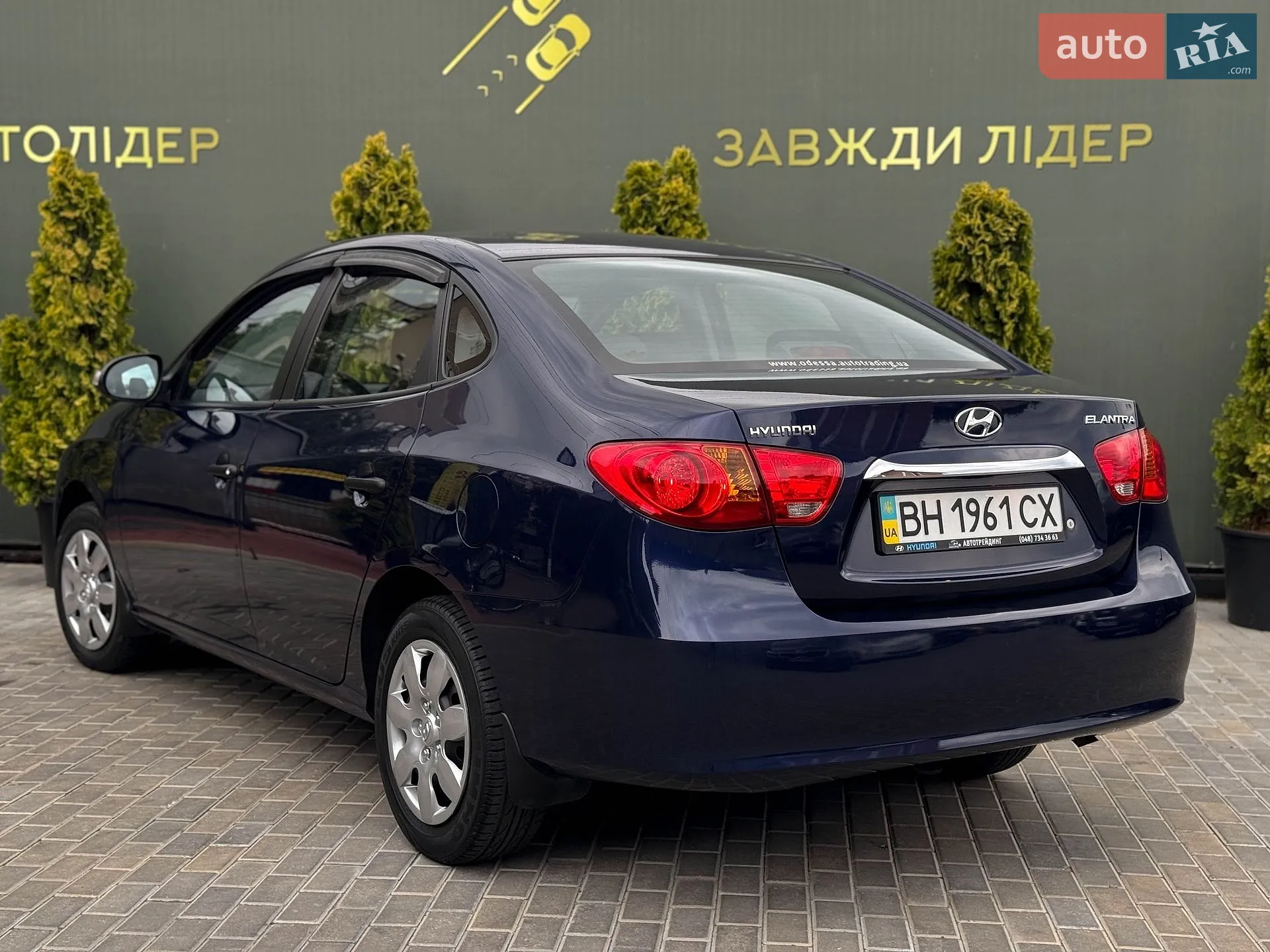 2010 Hyundai Elantra - мініатюра 17