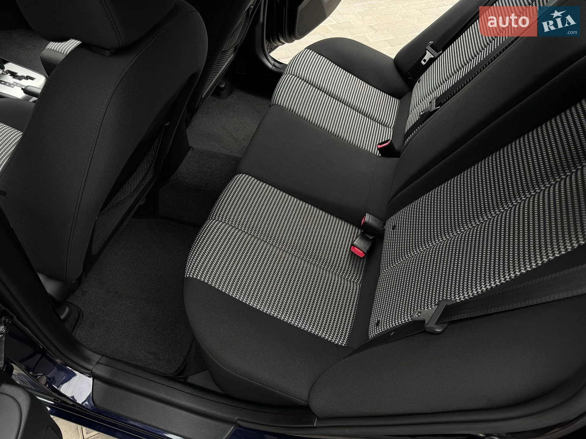 2010 Hyundai Elantra - мініатюра 28