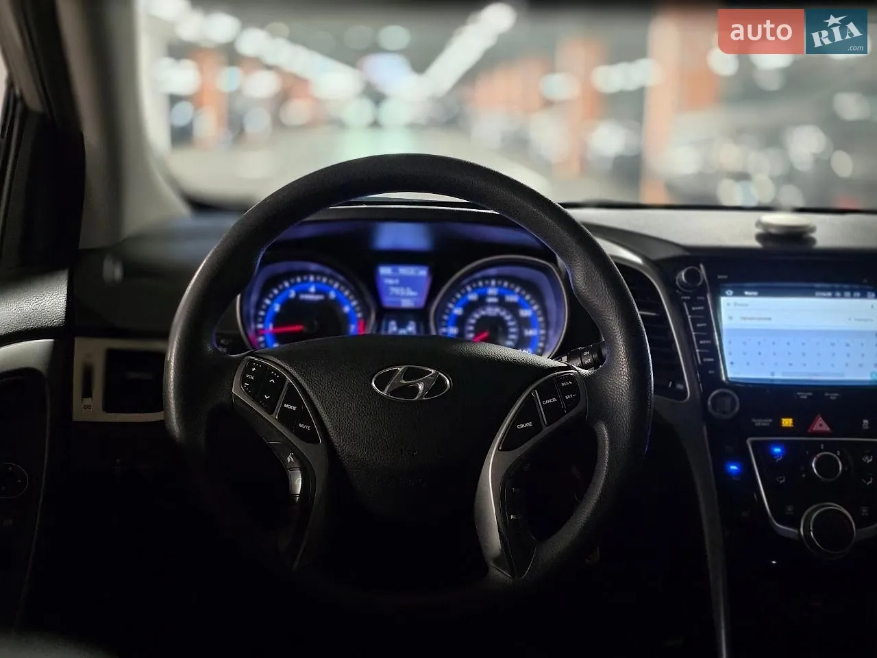2016 Hyundai Elantra - мініатюра 11