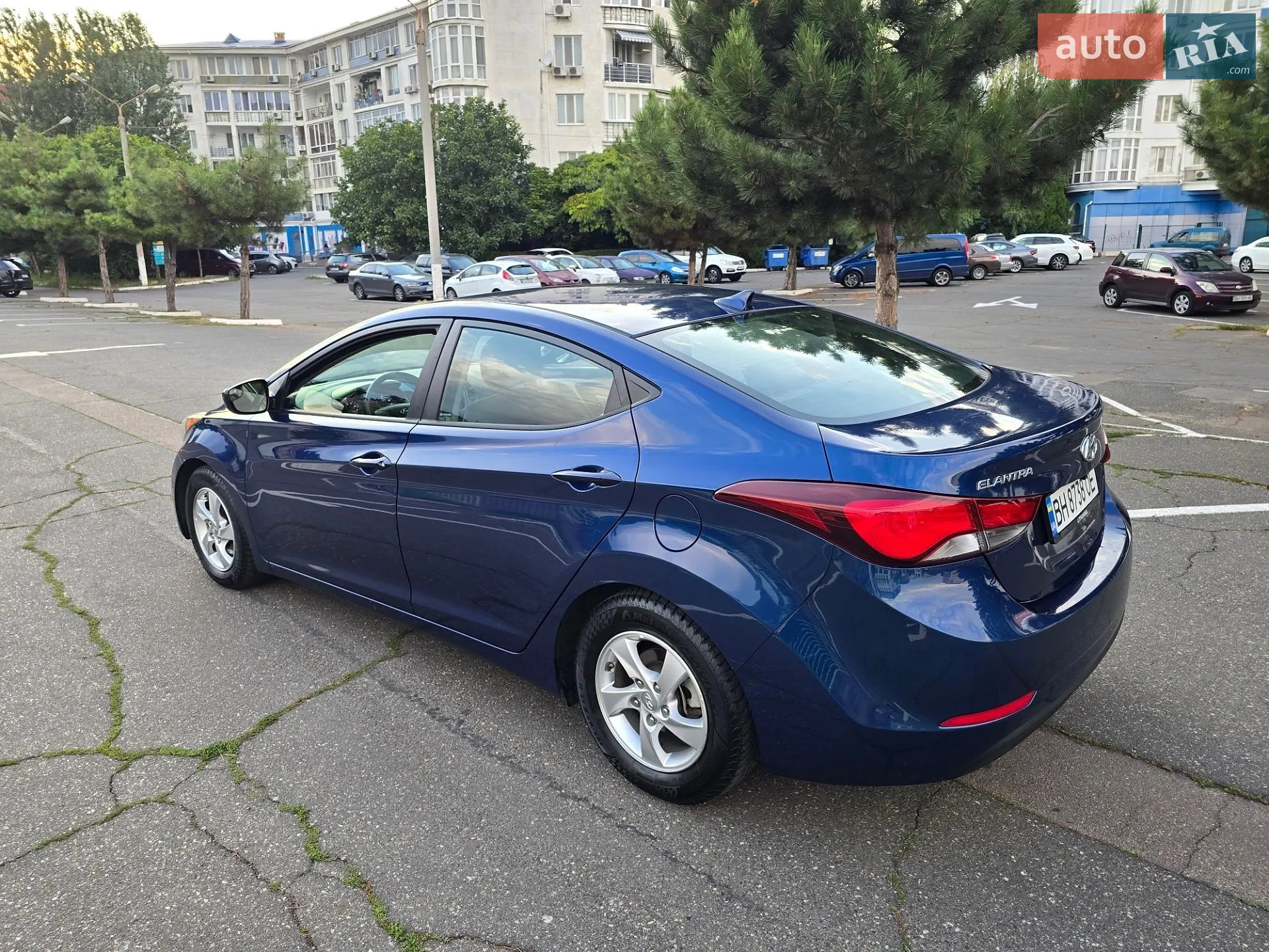2014 Hyundai Elantra - мініатюра 9