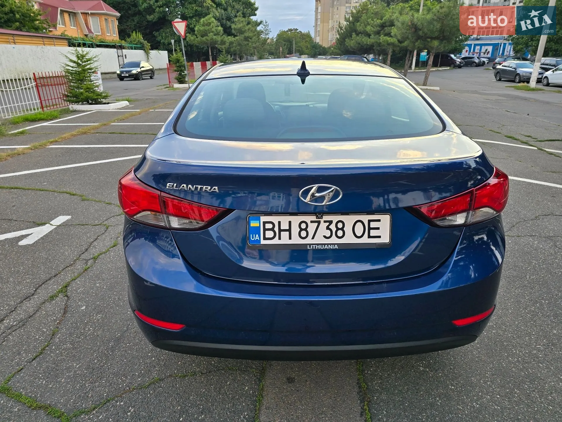 2014 Hyundai Elantra - мініатюра 16