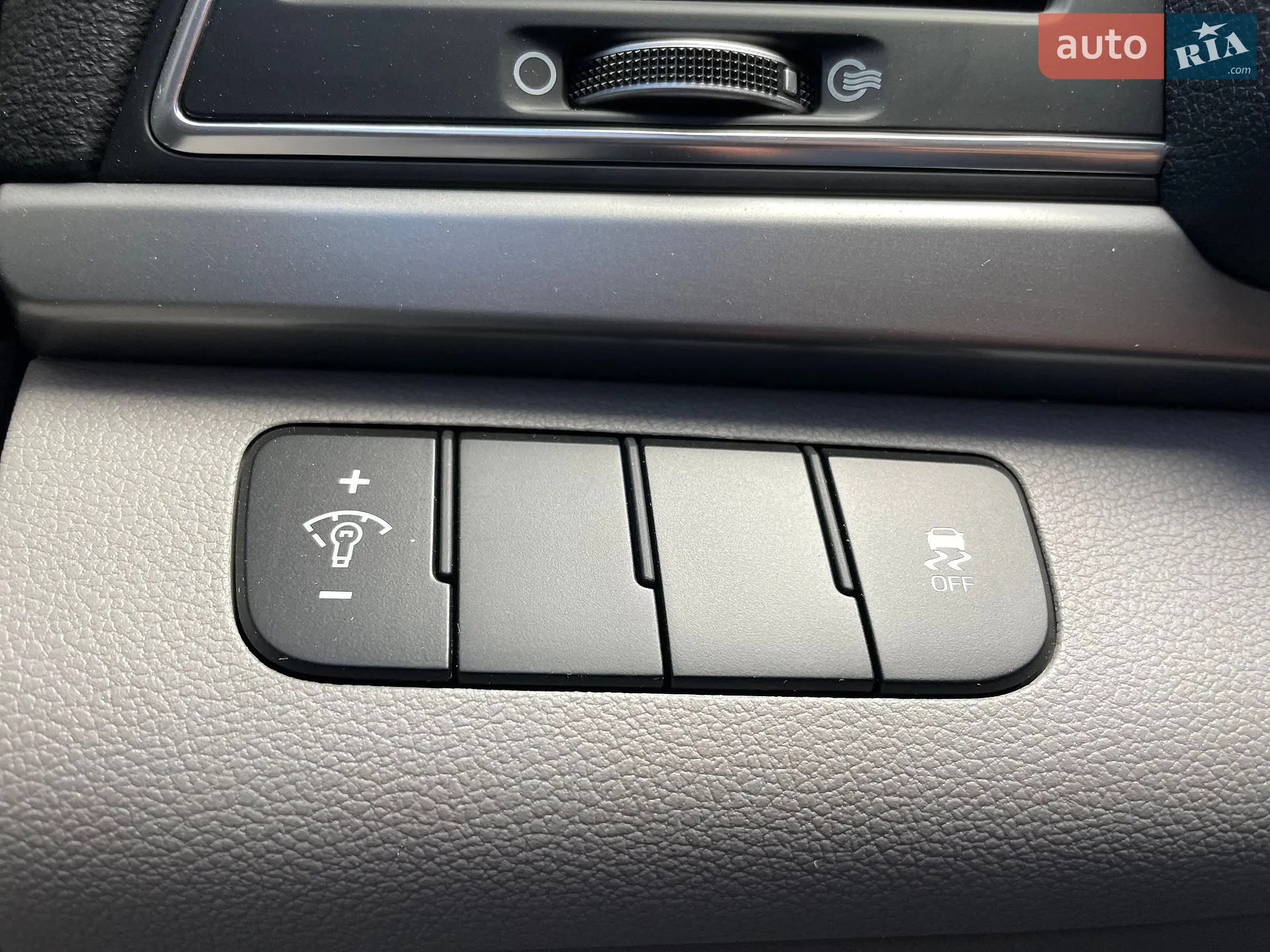 2017 Hyundai Elantra - мініатюра 19