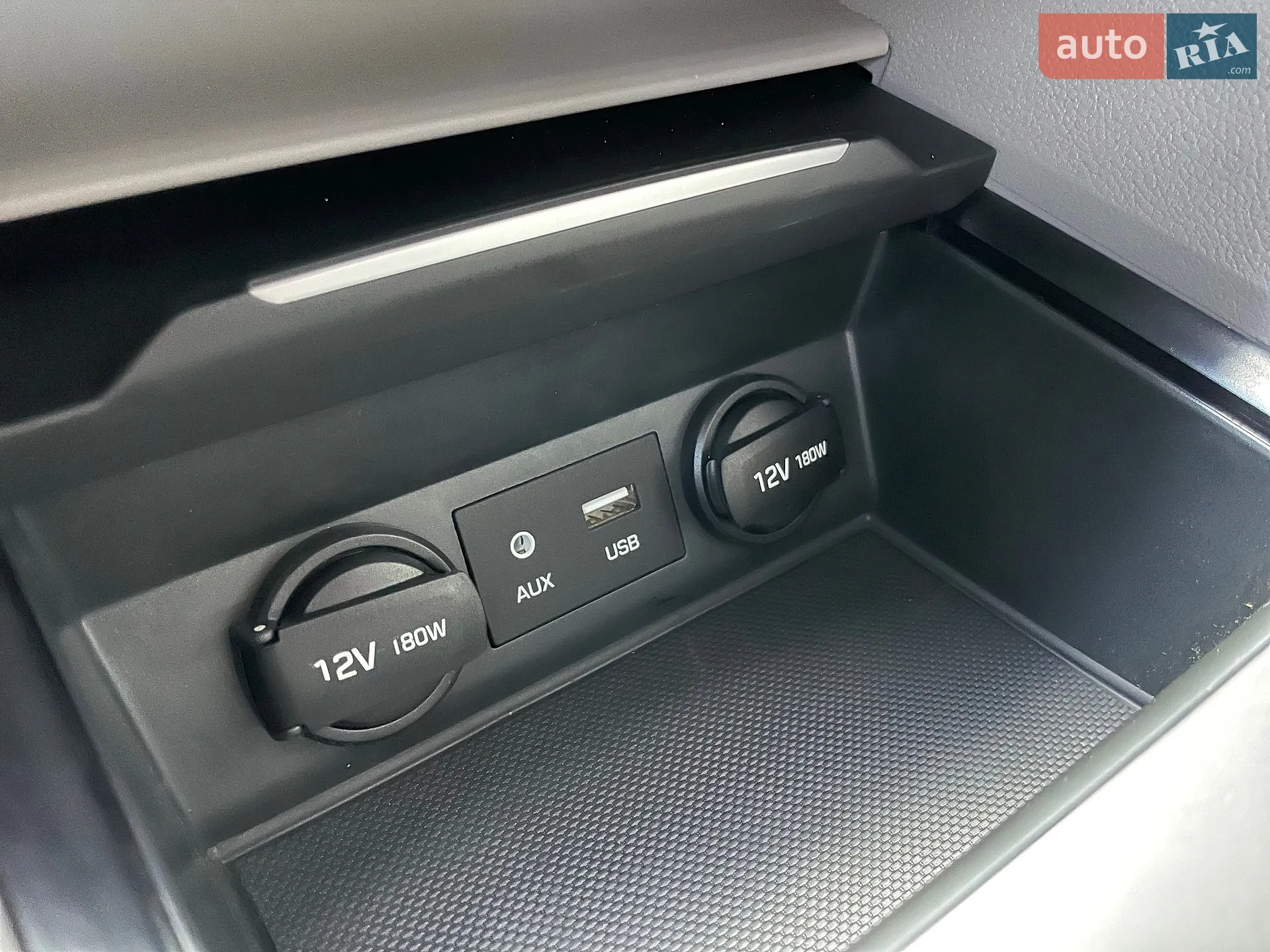 2017 Hyundai Elantra - мініатюра 23