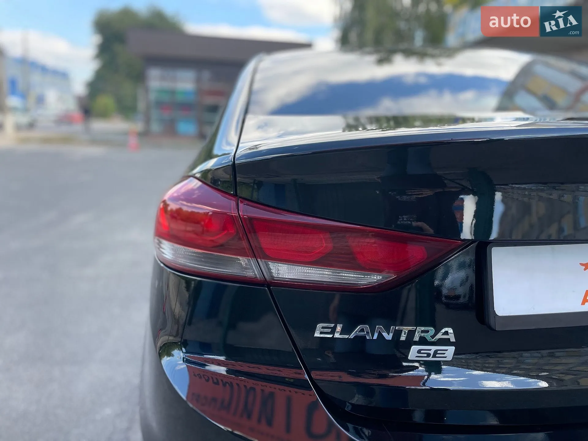 2017 Hyundai Elantra - мініатюра 57