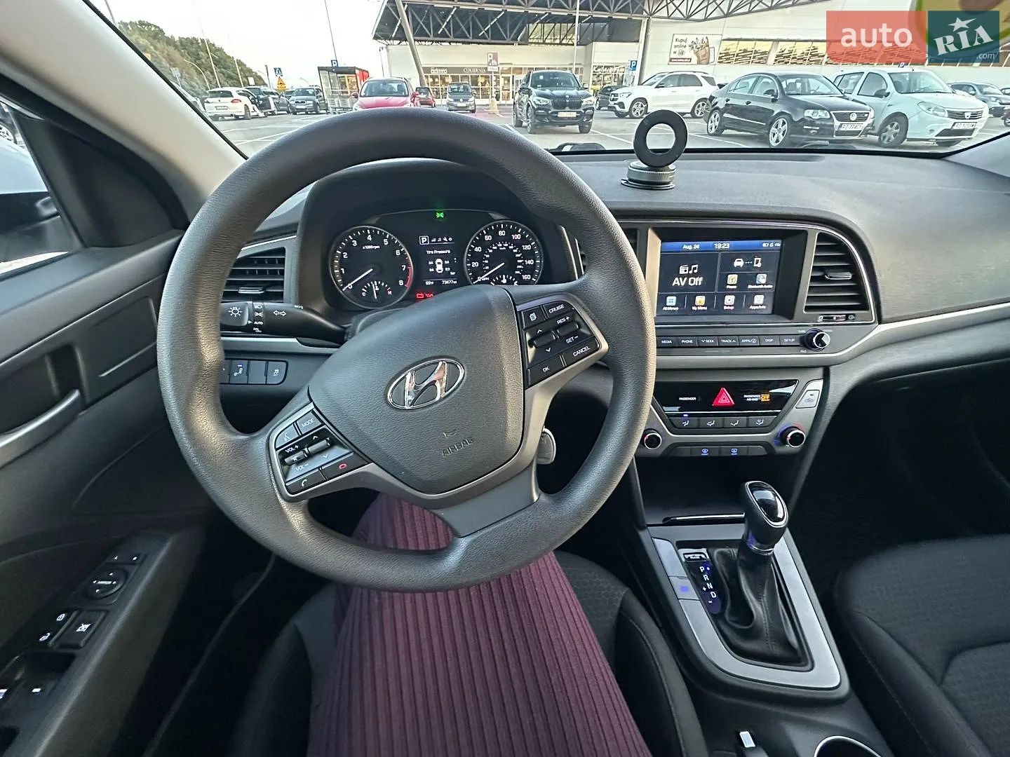 2017 Hyundai Elantra - мініатюра 15