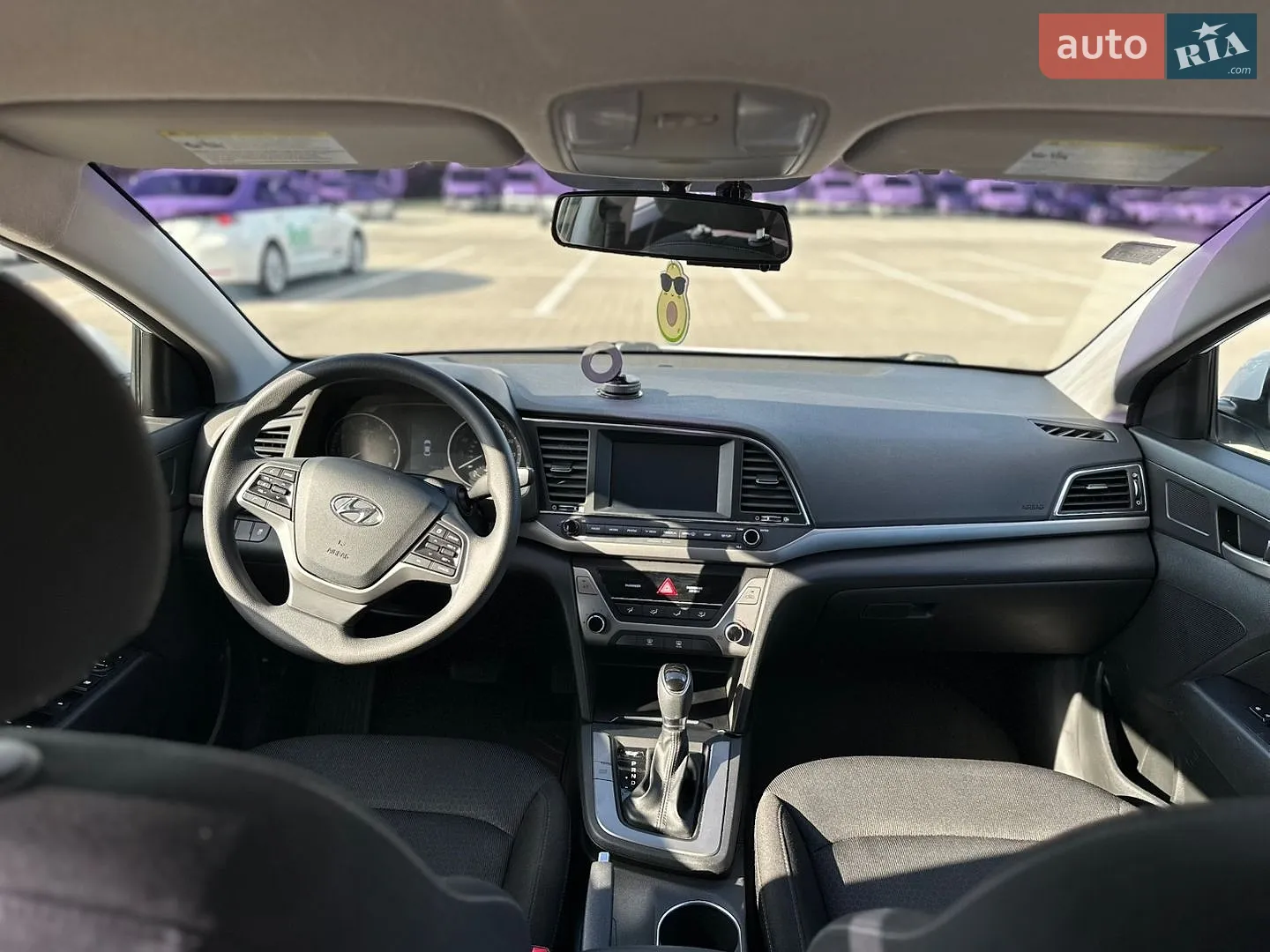 2017 Hyundai Elantra - мініатюра 19