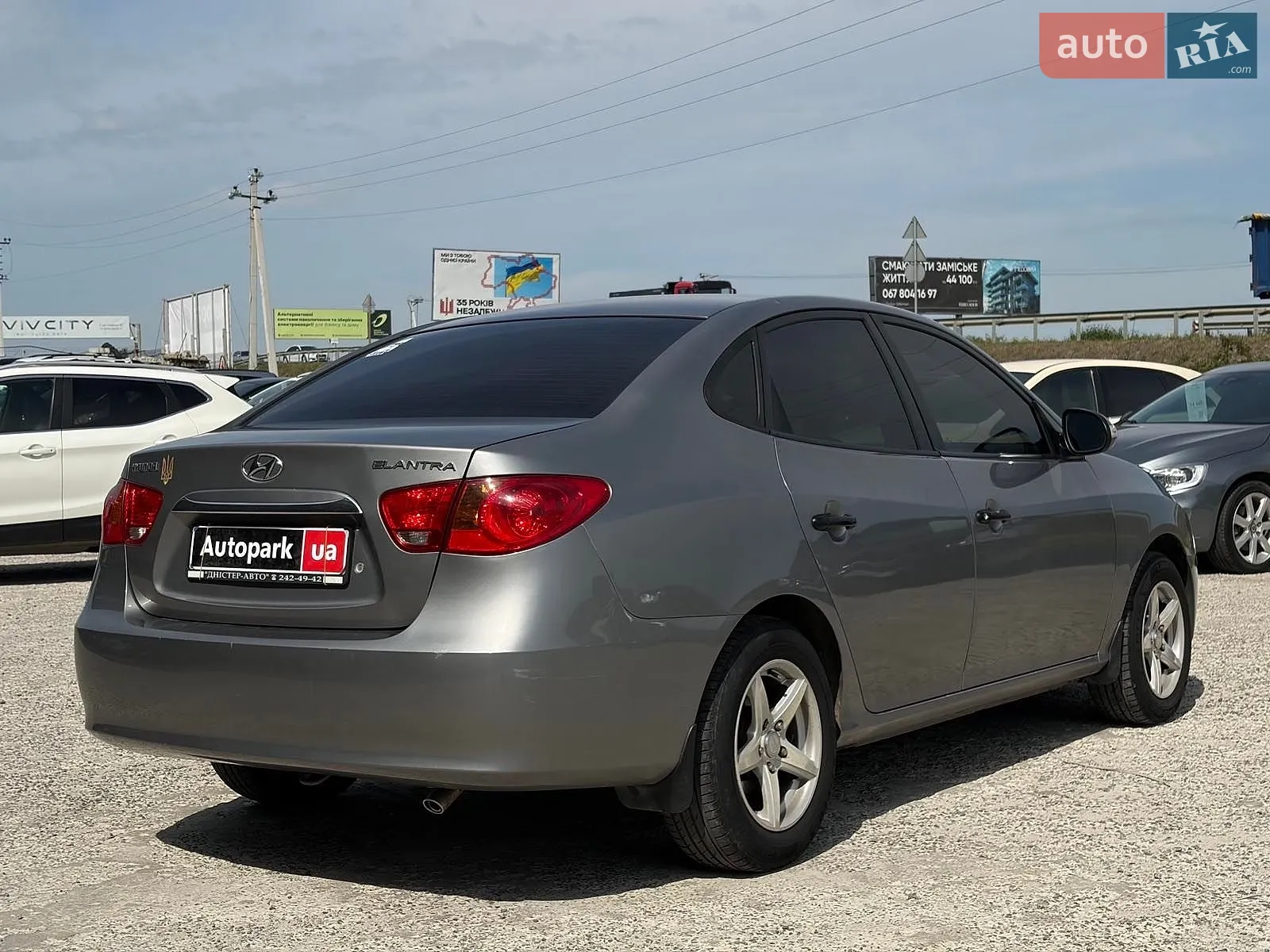 2011 Hyundai Elantra - мініатюра 9