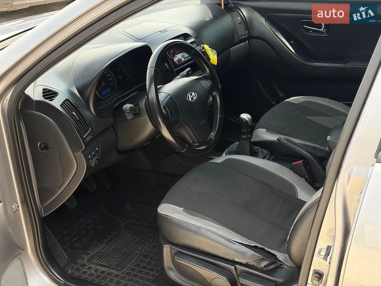 2011 Hyundai Elantra - мініатюра 16