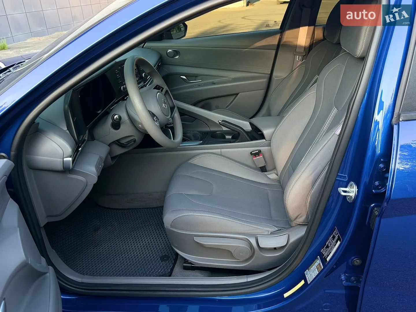 2021 Hyundai Elantra - мініатюра 32