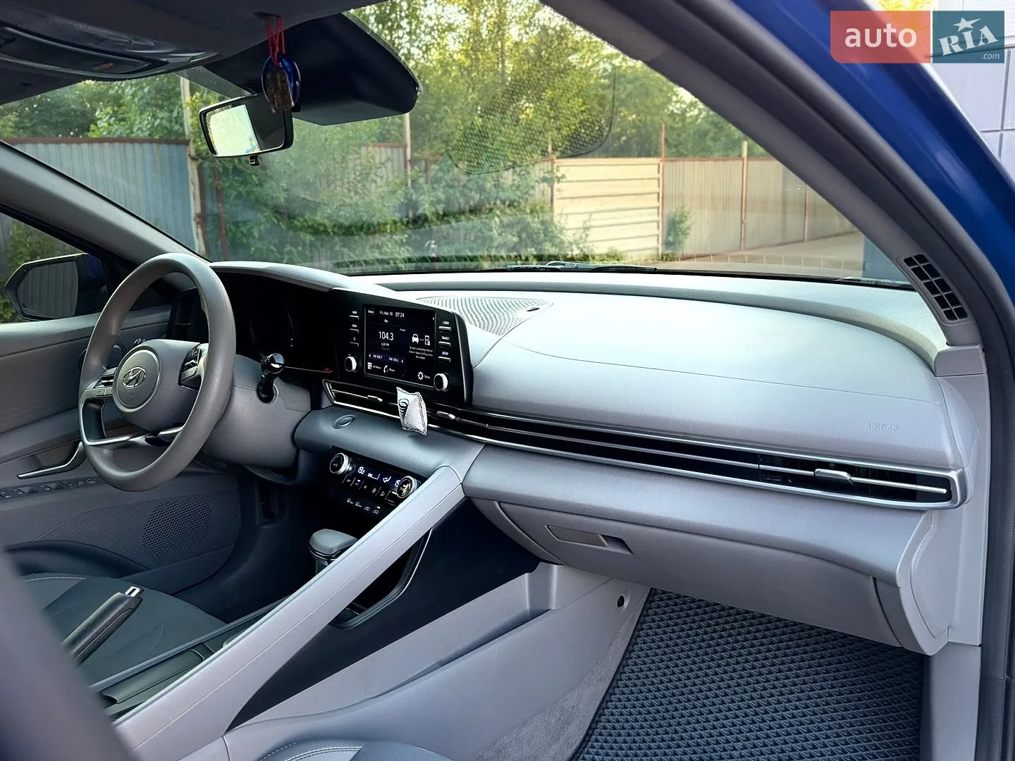 2021 Hyundai Elantra - мініатюра 36