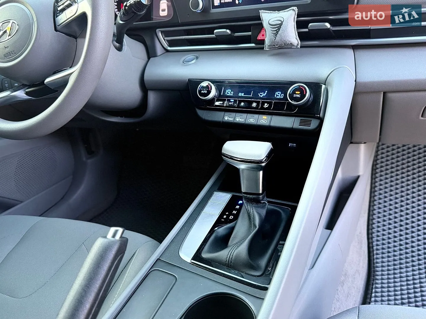 2021 Hyundai Elantra - мініатюра 39