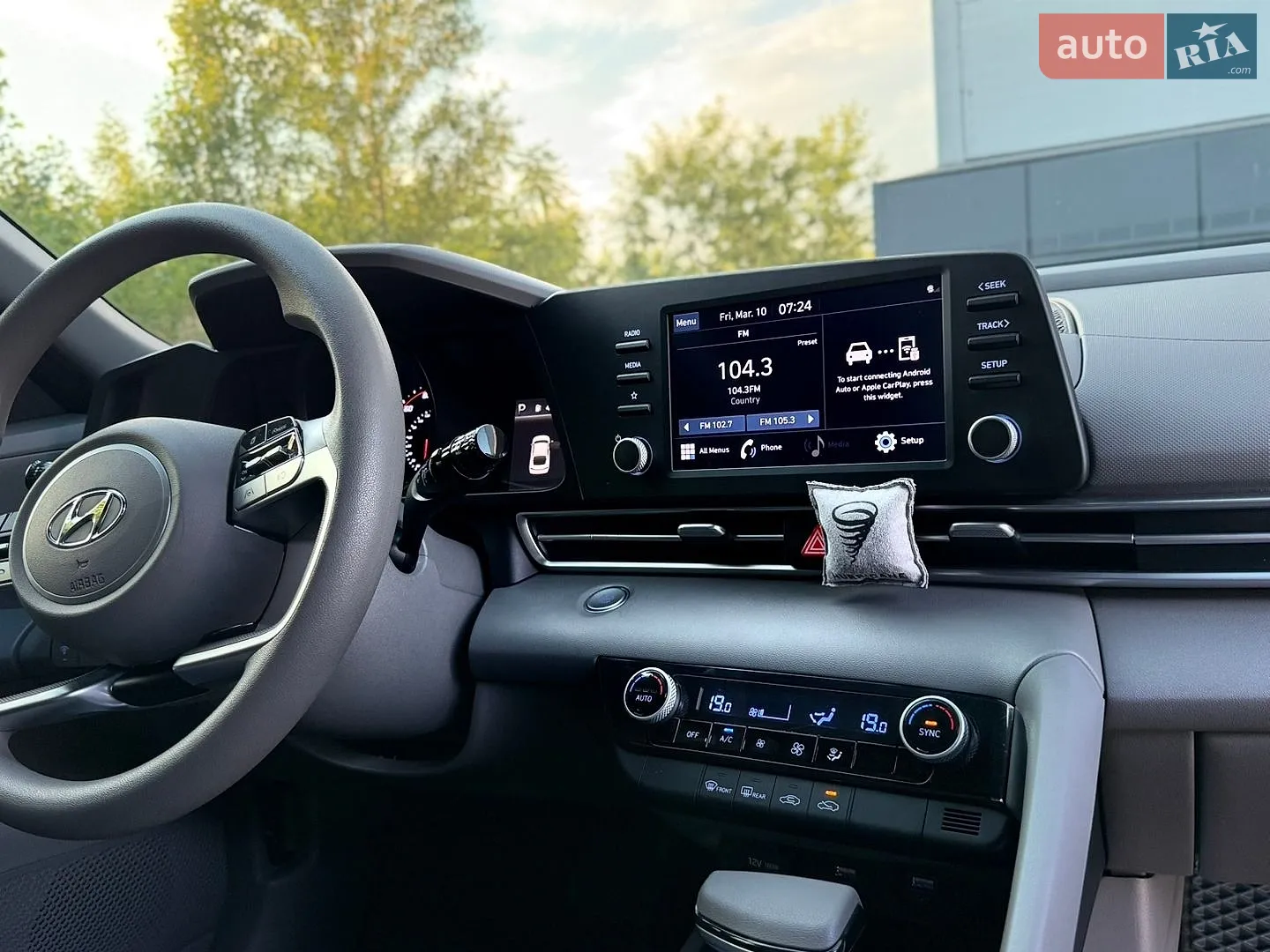 2021 Hyundai Elantra - мініатюра 40