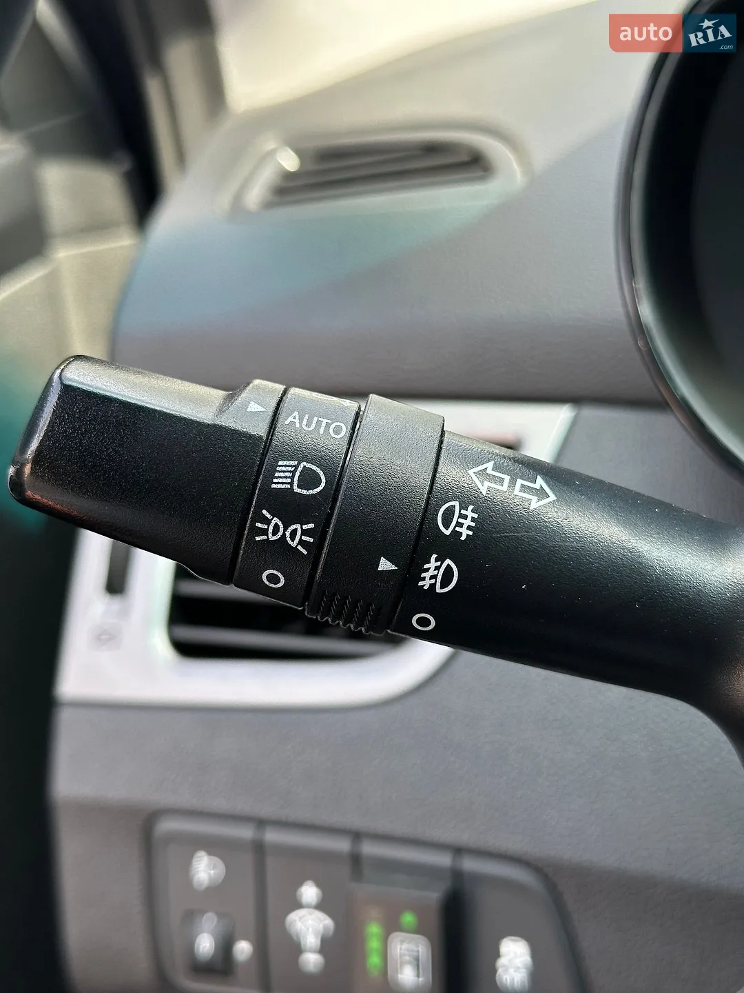 2013 Hyundai Elantra - мініатюра 36