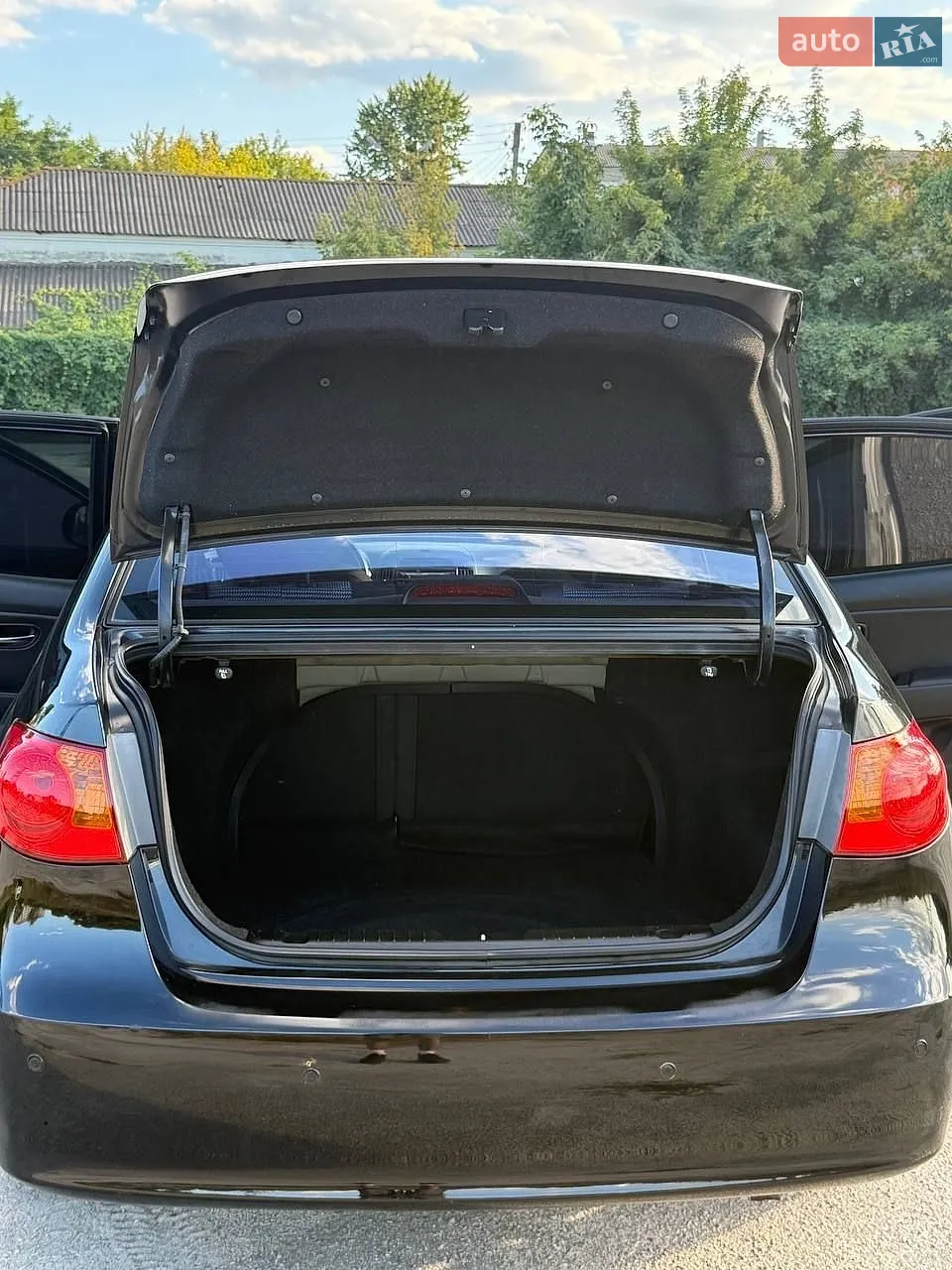 2010 Hyundai Elantra - мініатюра 8