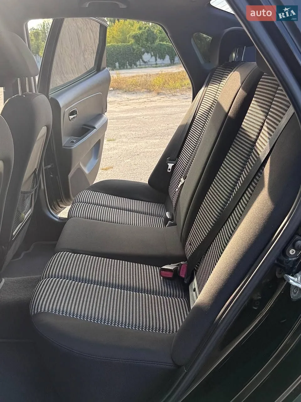 2010 Hyundai Elantra - мініатюра 10
