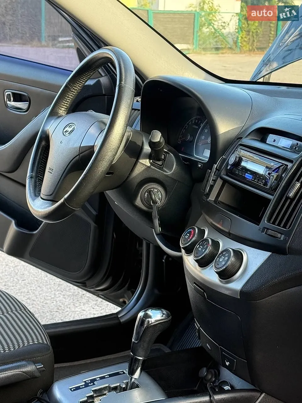 2010 Hyundai Elantra - мініатюра 13