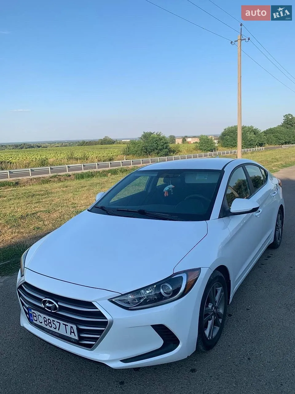 2018 Hyundai Elantra - фото 1