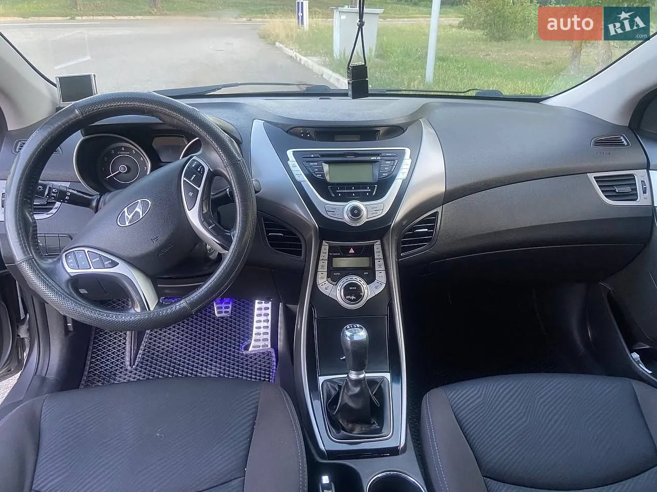 2011 Hyundai Elantra - мініатюра 2