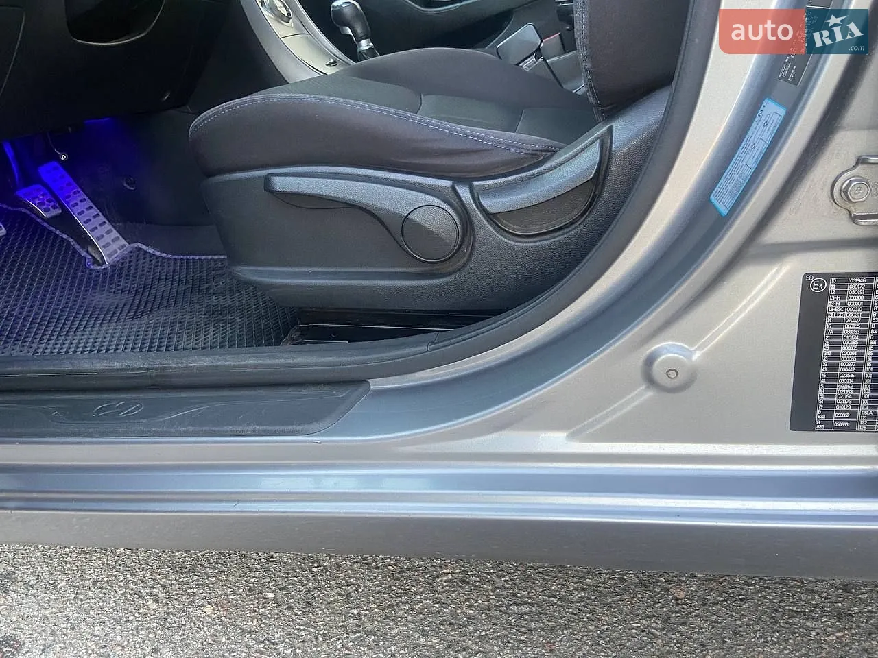 2011 Hyundai Elantra - мініатюра 6