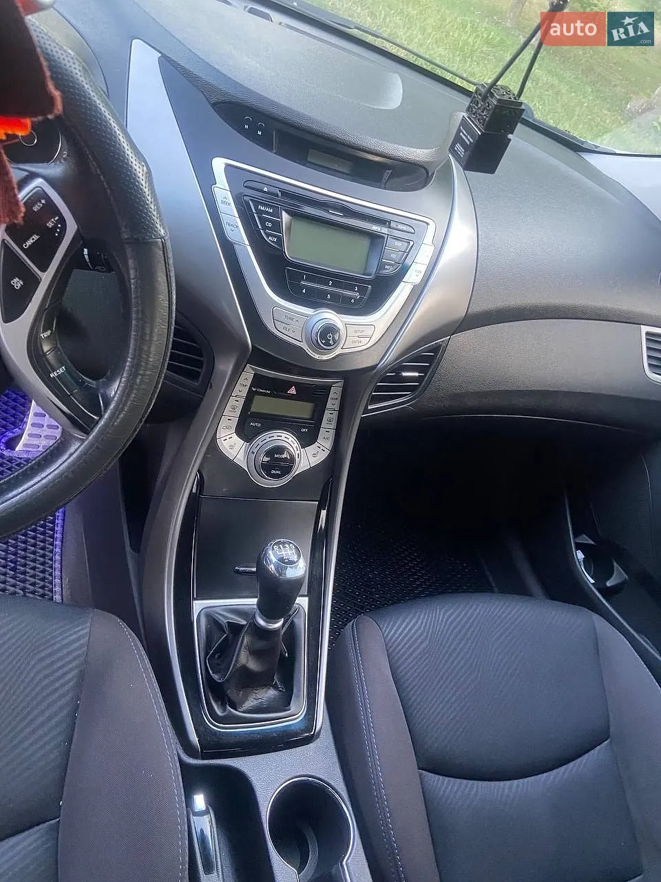 2011 Hyundai Elantra - мініатюра 7