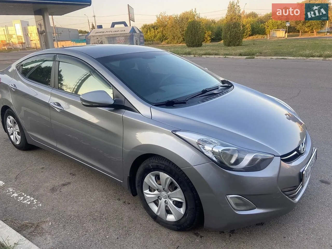 2011 Hyundai Elantra - мініатюра 14