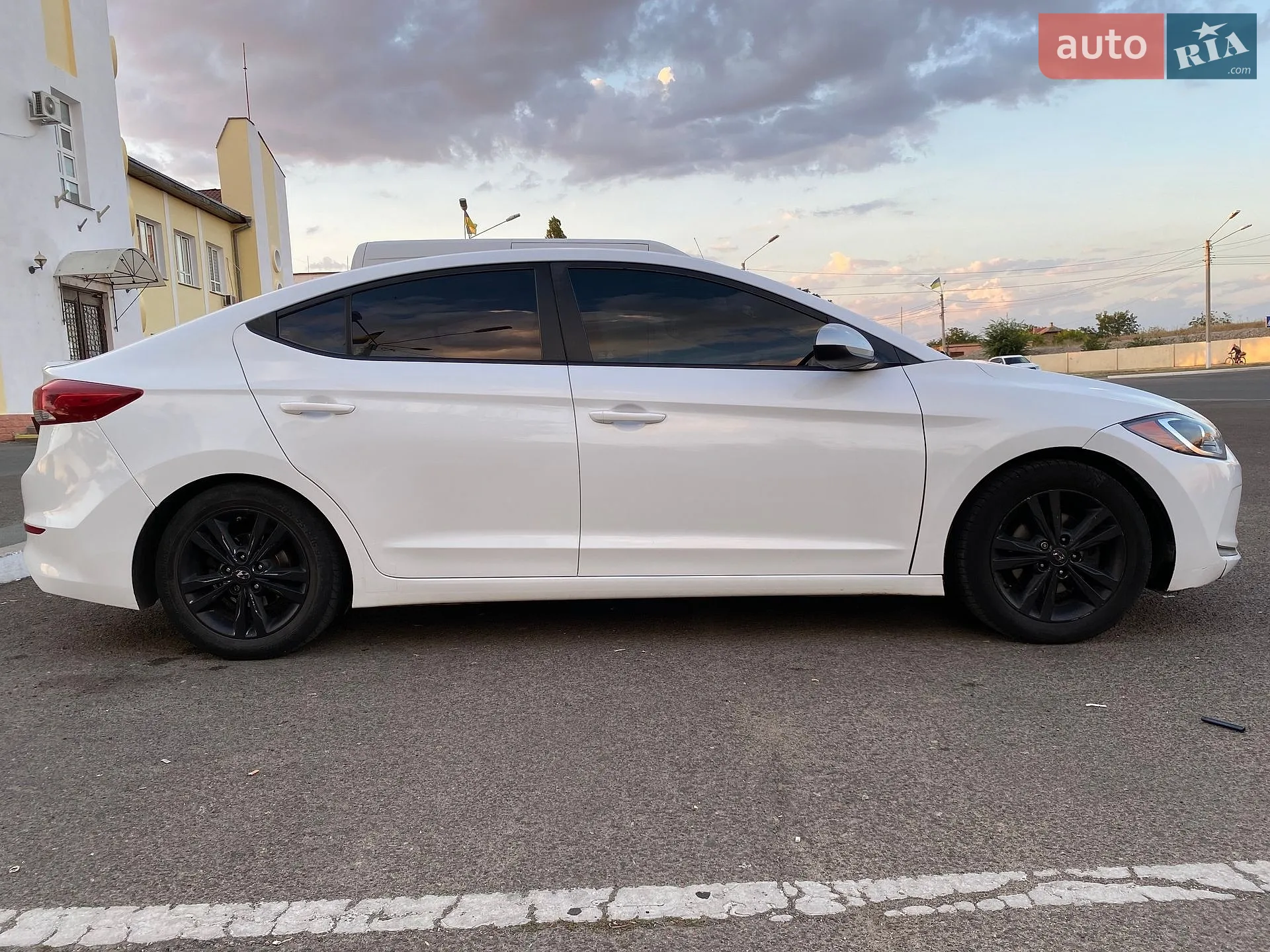 2018 Hyundai Elantra - мініатюра 6