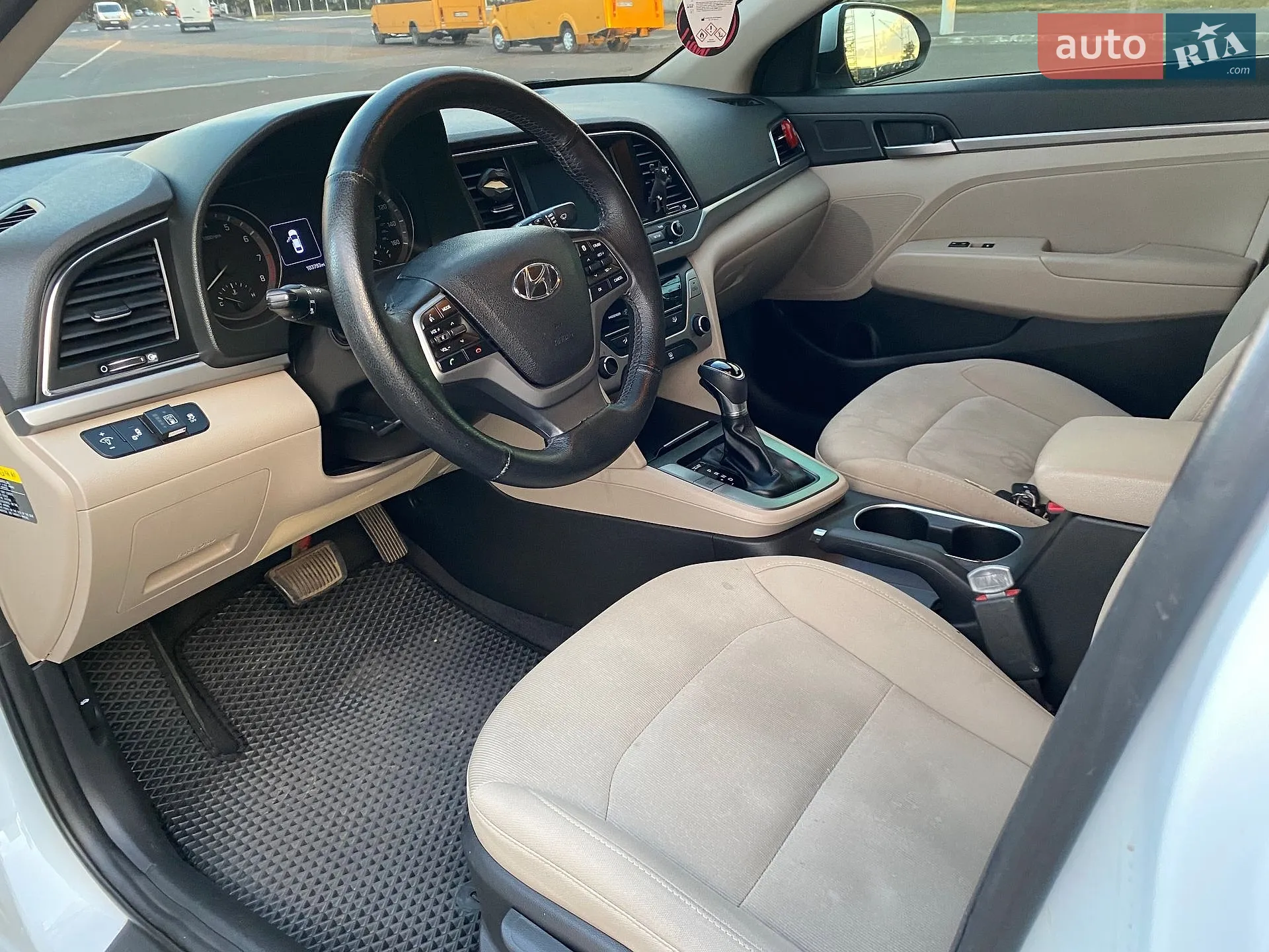 2018 Hyundai Elantra - мініатюра 7