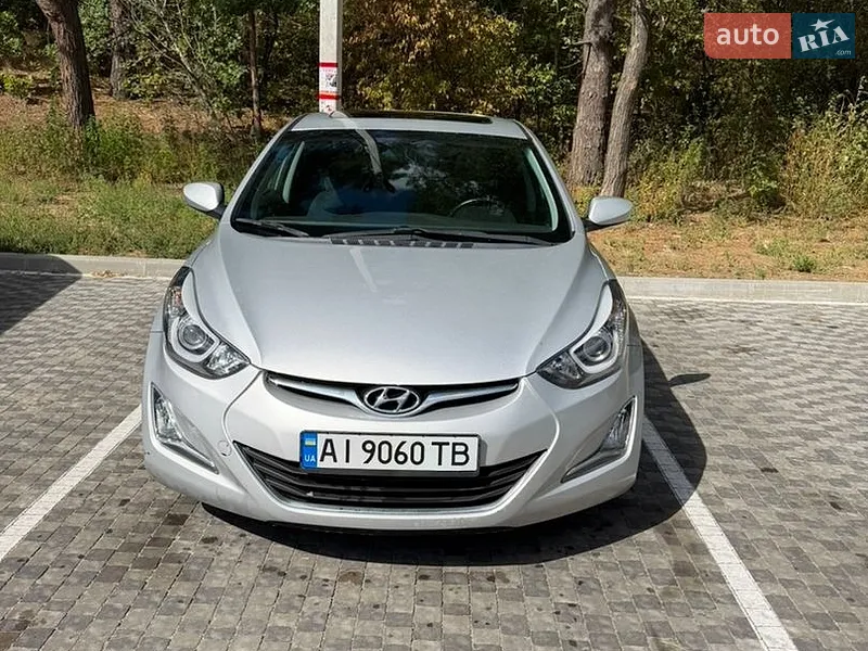 Hyundai Elantra