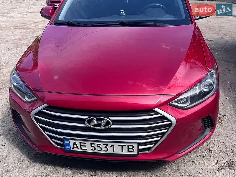 Hyundai Elantra