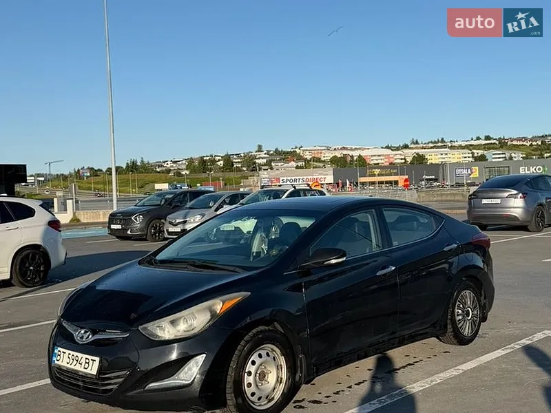 Hyundai Elantra 2013
