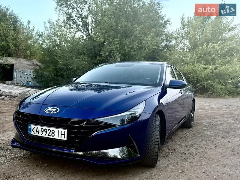 Hyundai Elantra 2021