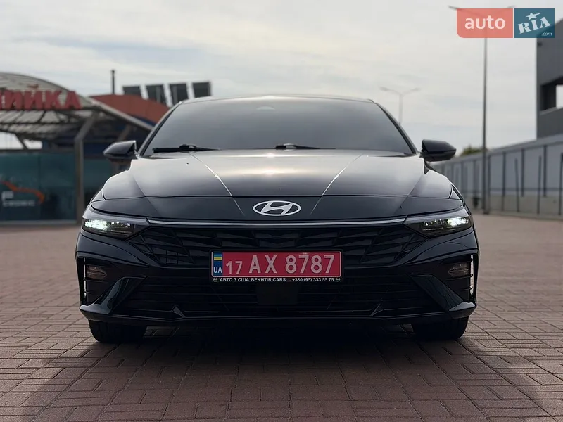Hyundai Elantra 2024