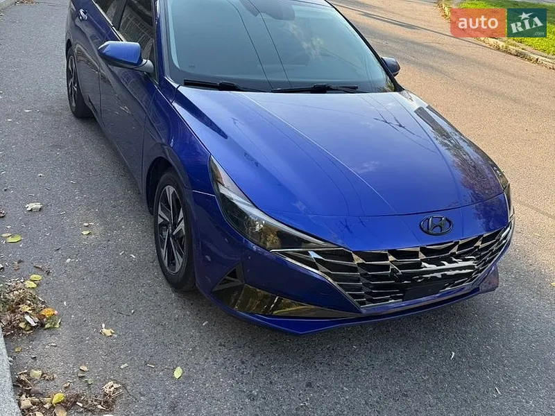 Hyundai Elantra 2021