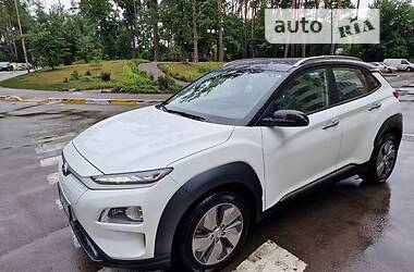 Хэтчбек Hyundai Encino EV 2019 в Киеве