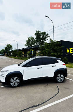 Позашляховик / Кросовер Hyundai Encino EV 2021 в 