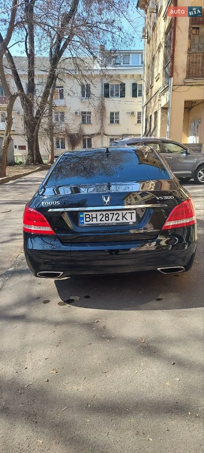 2013 Hyundai Equus - мініатюра 3