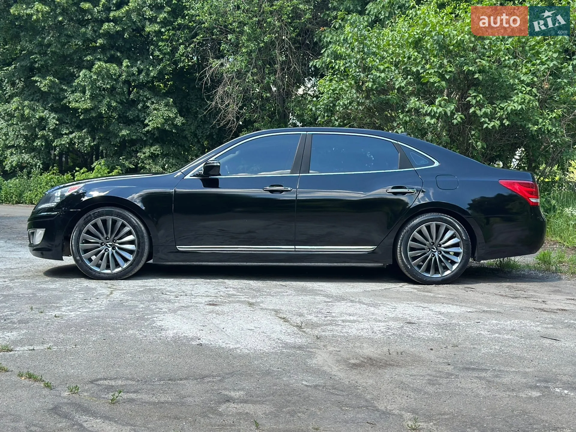 2015 Hyundai Equus - мініатюра 12