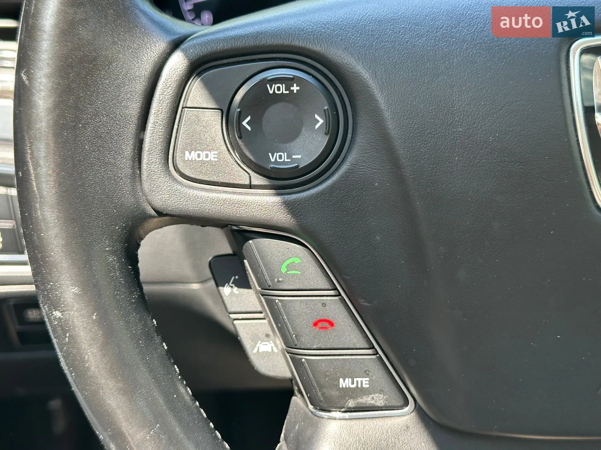 2015 Hyundai Equus - мініатюра 66