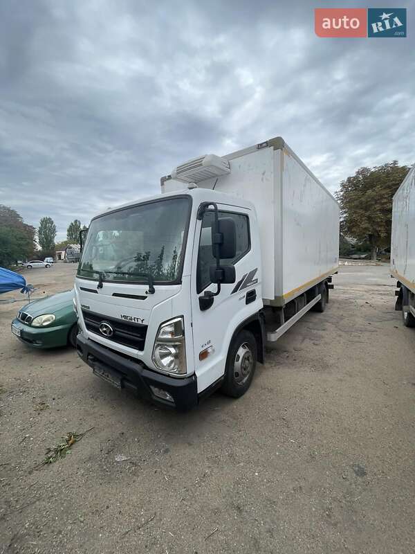 Hyundai EX8 2018