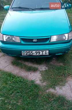 Седан Hyundai Excel 1994 в Новій Ушиці