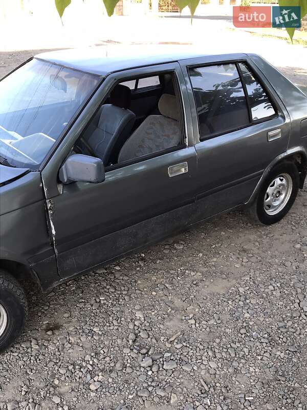 Седан Hyundai Excel 1990 в Нерубайське