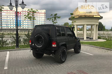 Позашляховик / Кросовер Hyundai Galloper 2001 в 