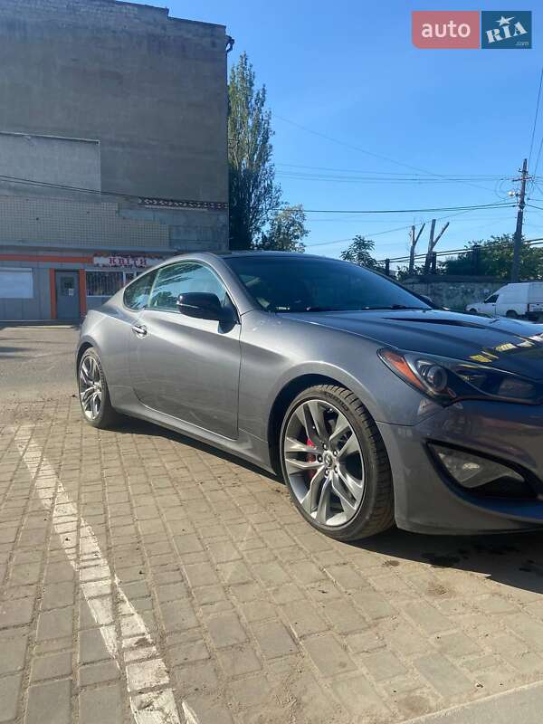 Купе Hyundai Genesis Coupe 2016 в 