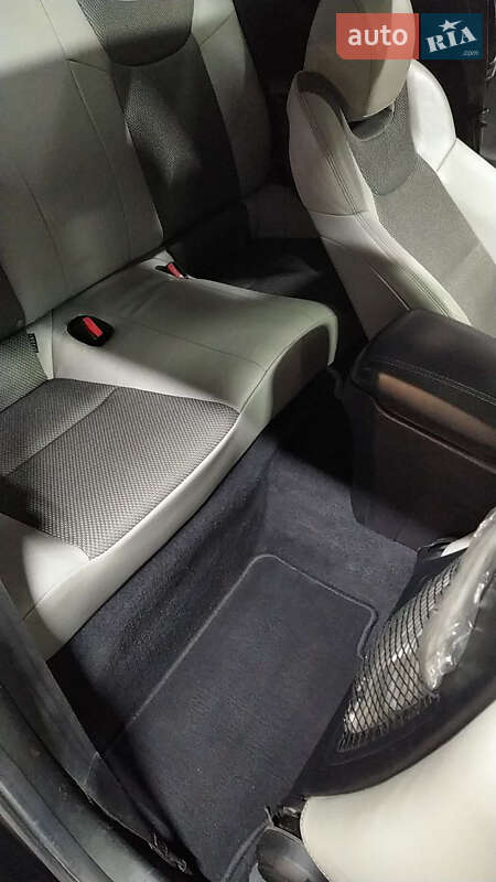 Купе Hyundai Genesis Coupe 2013 в Киеве фото 9 Купе Hyundai Genesis Coupe 2013 в Киеве